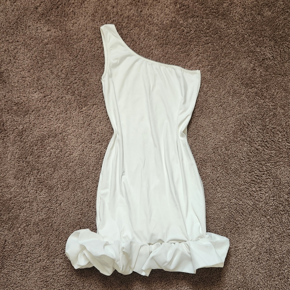White Ruffle One Shoulder Dress